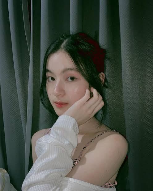 thailand 🥰 girl actress !!
most popular person..